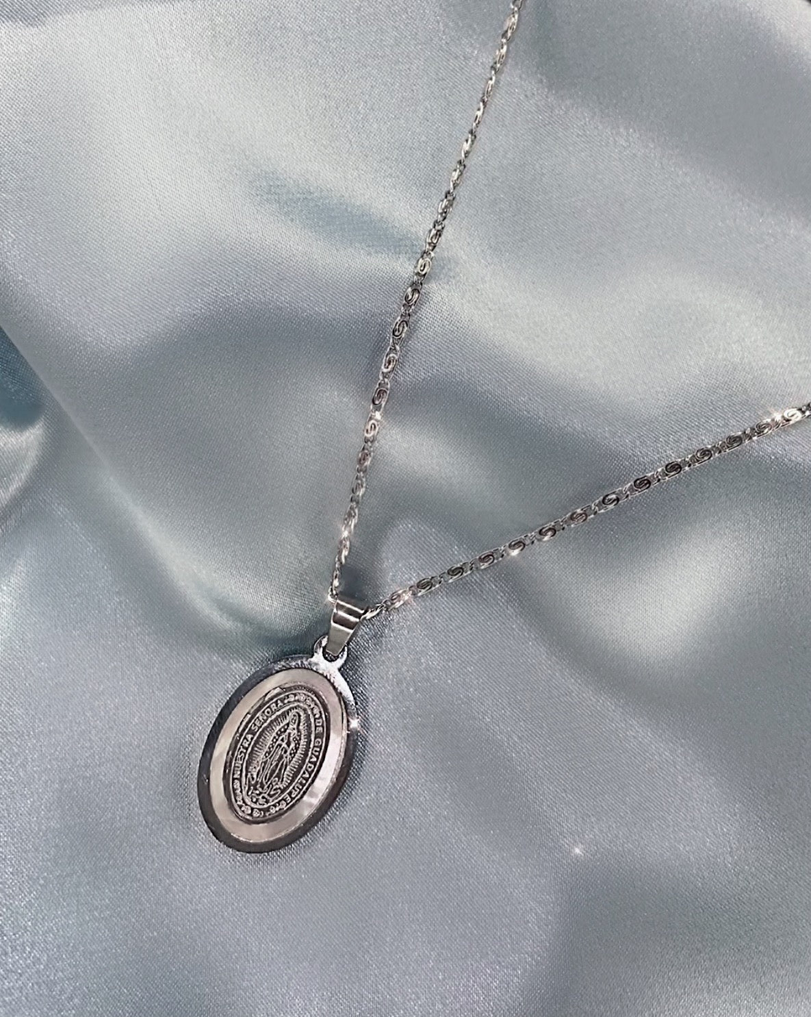 virgencita peral necklace