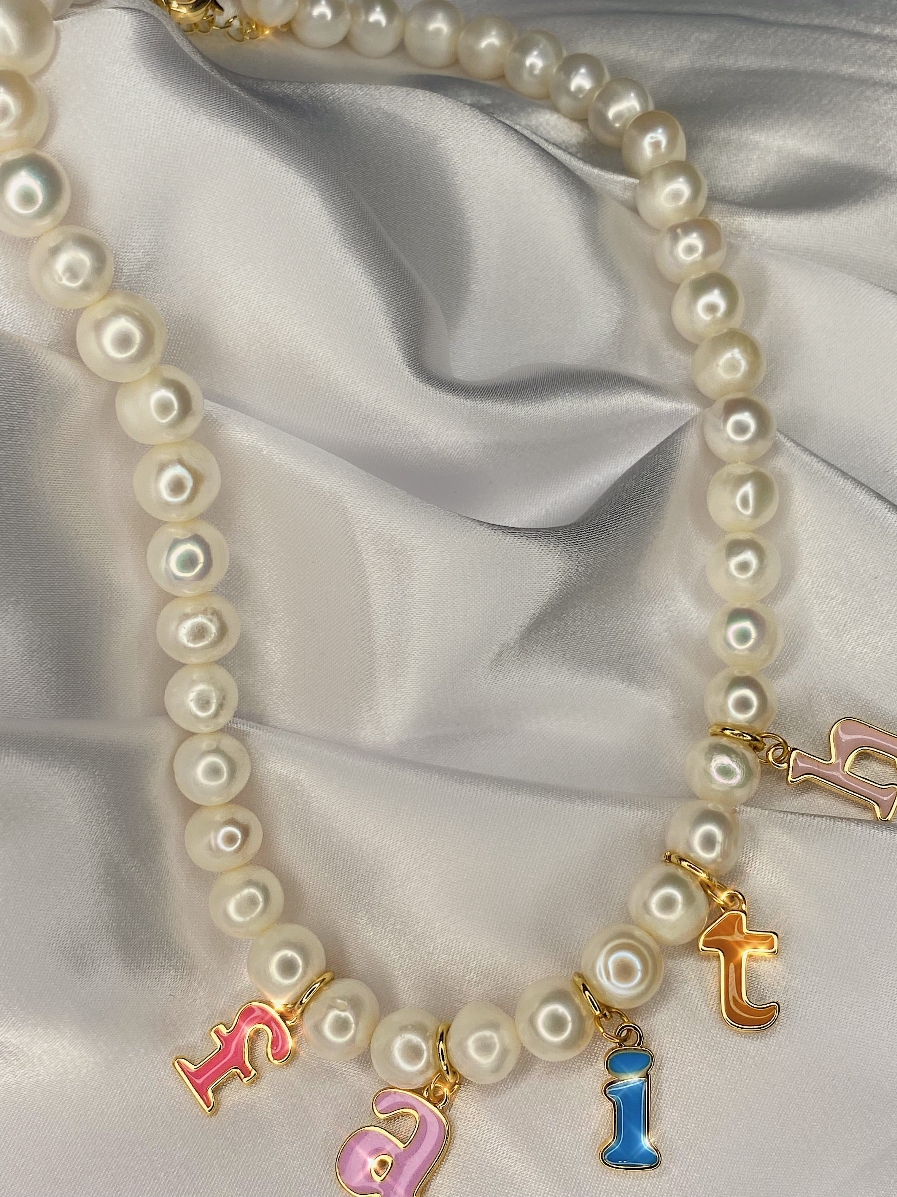 pearl necklace